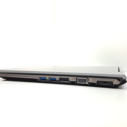 Fujitsu Lifebook U745 käytetty kannettava tietokone