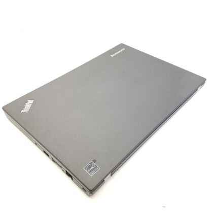 Lenovo ThinkPad X250 käytetty kannettava tietokone-min